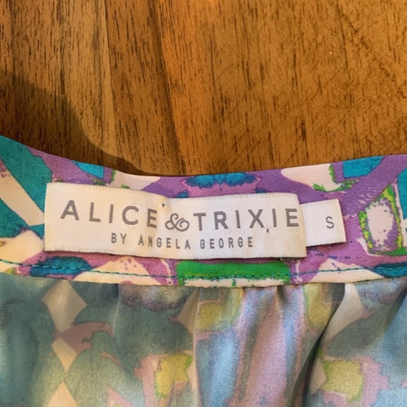 Alice & Trixie Blue and Purple Off the Shoulder Silk Blouse Women’s Small - Picture 7 of 8